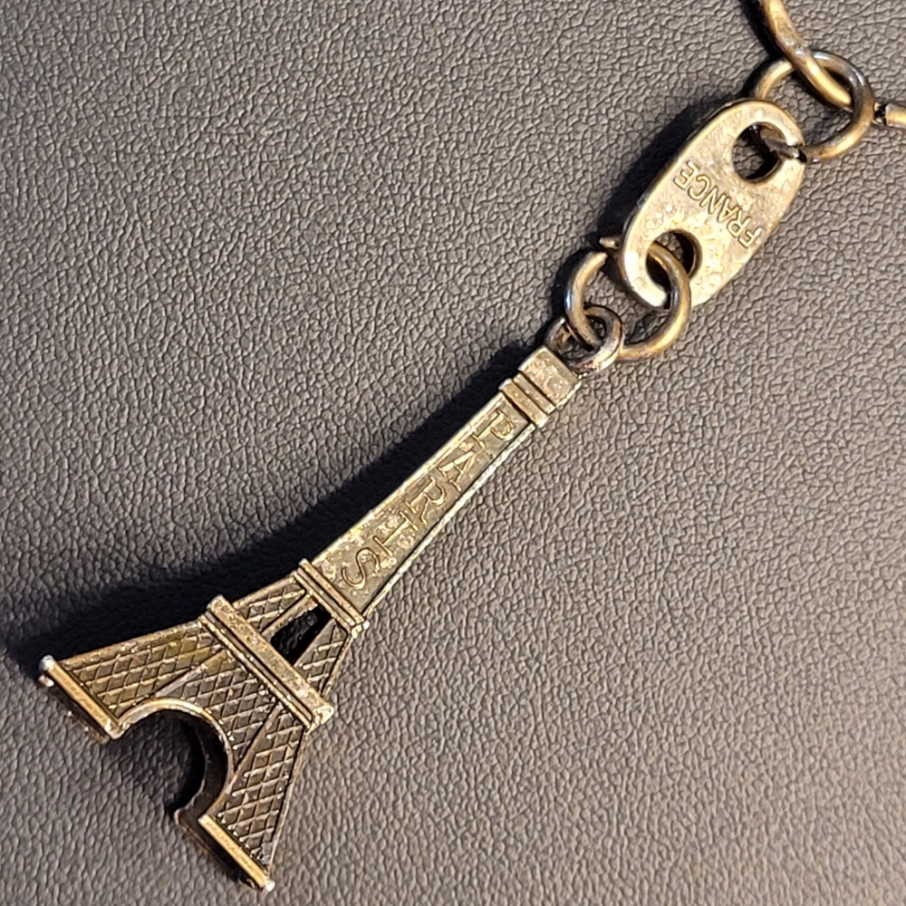 Paris France Eiffel Tower Metal Keychain